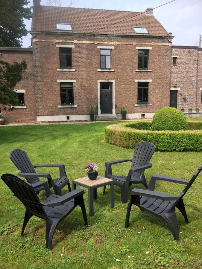 Villa Van Brienen Дилзен-Стоккем Экстерьер фото